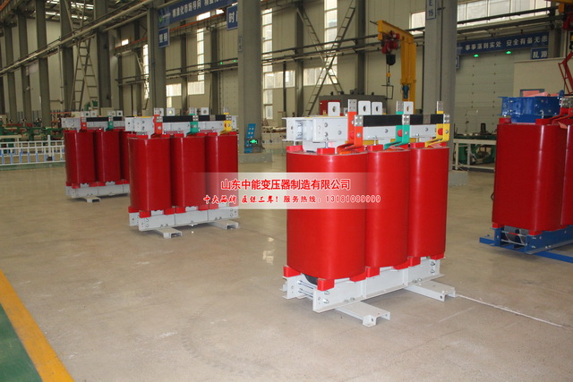 海东1600KVA干式变压器