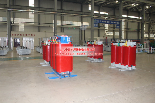海东1000KVA干式变压器